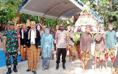 Babinsa Koramil Karangjati Hadiri Syukuran Tradisi Bersih Desa