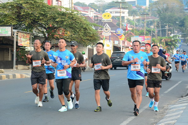 Kasrem 043/Gatam Ikuti Pemuda Run Peringati HUT KNPI Lampung