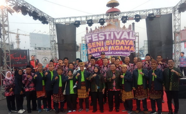 Walikota Bandar Lampung Buka Festival Seni Budaya Lintas Agama 2024