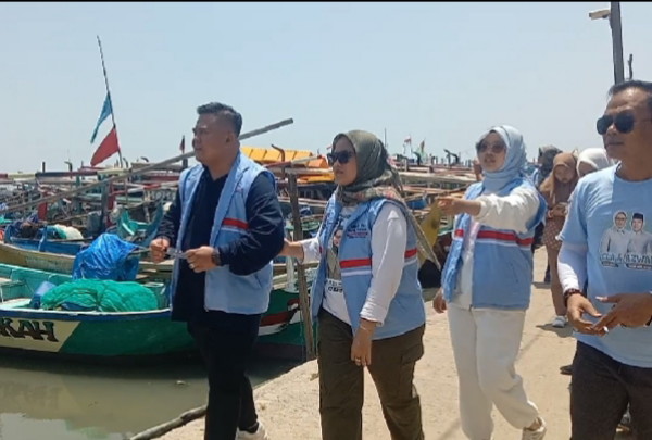 Ela Siti Nuryamah Temui Pedagang Ikan Labuhan Maringgai